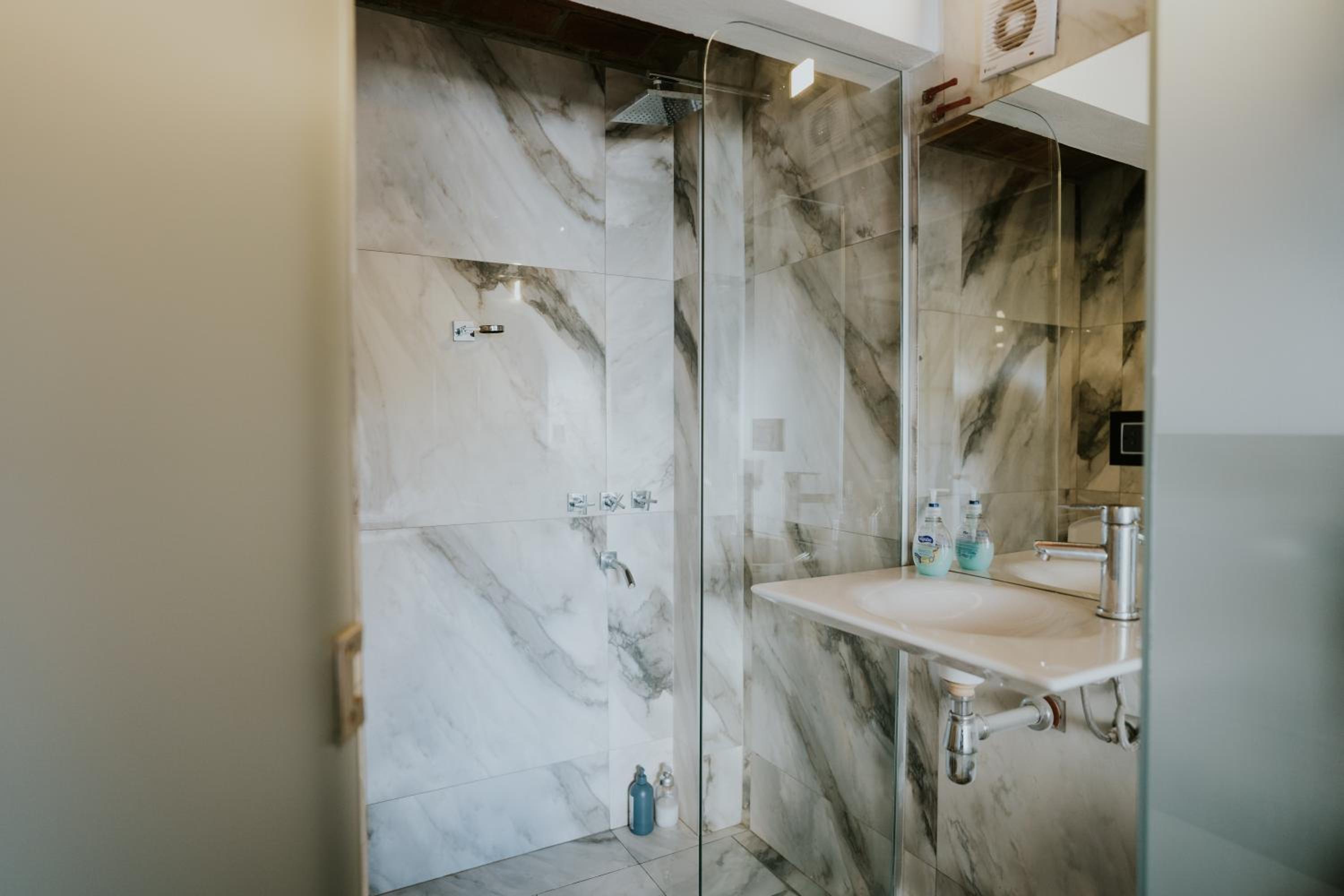 M65 Luxury Apartments