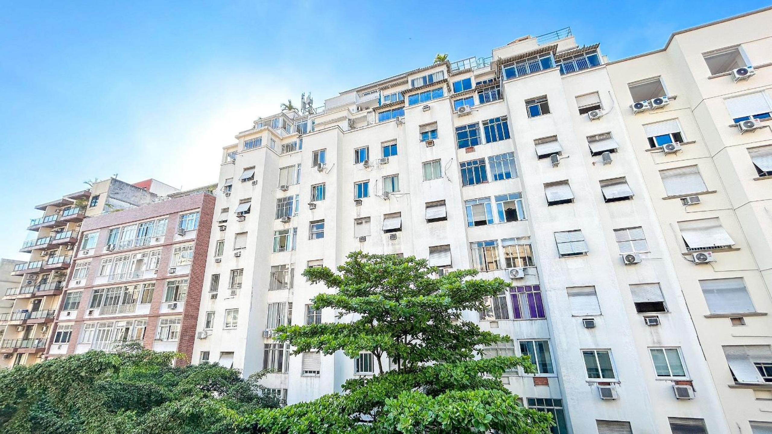 Modern flat in Ipanema