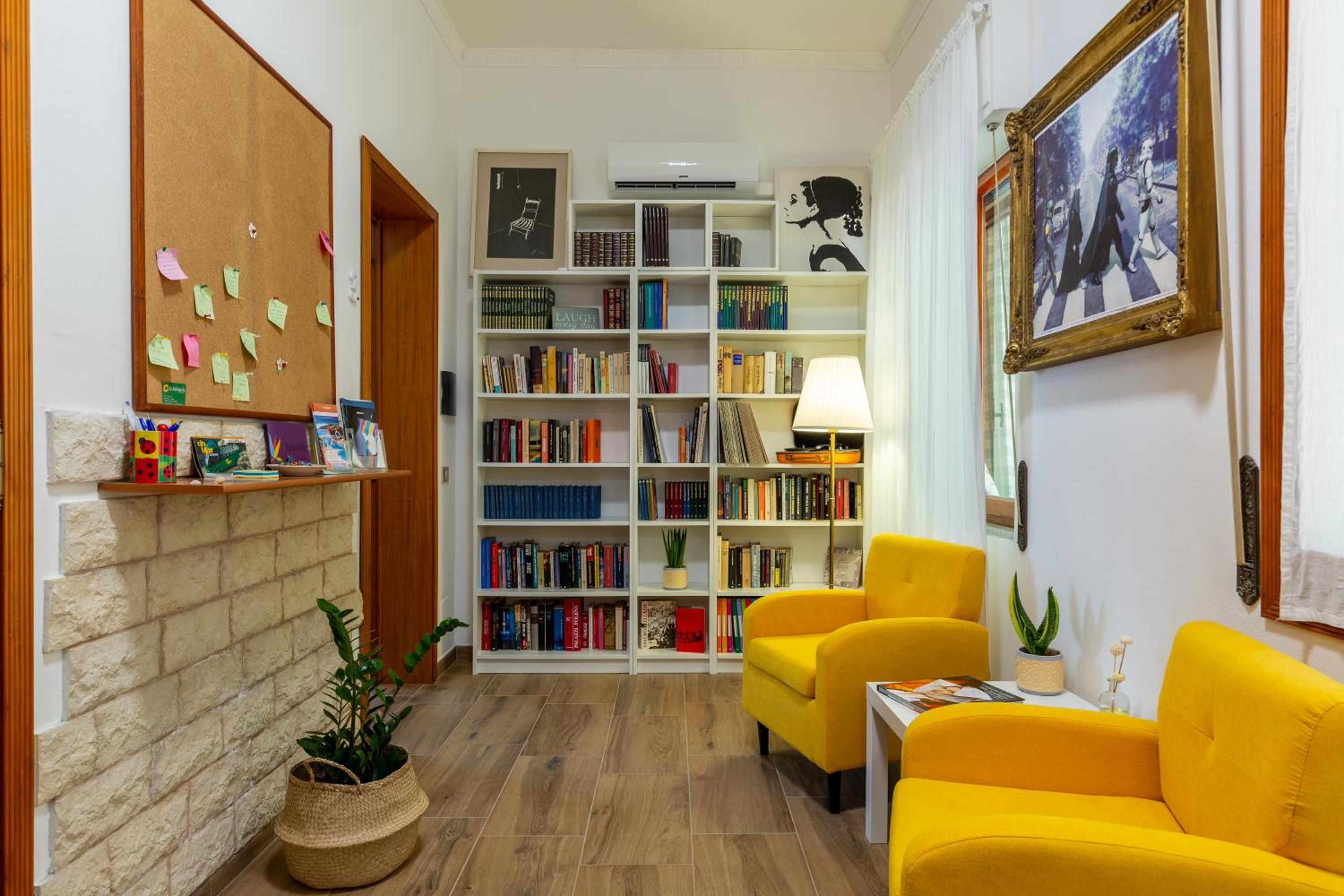 lounge