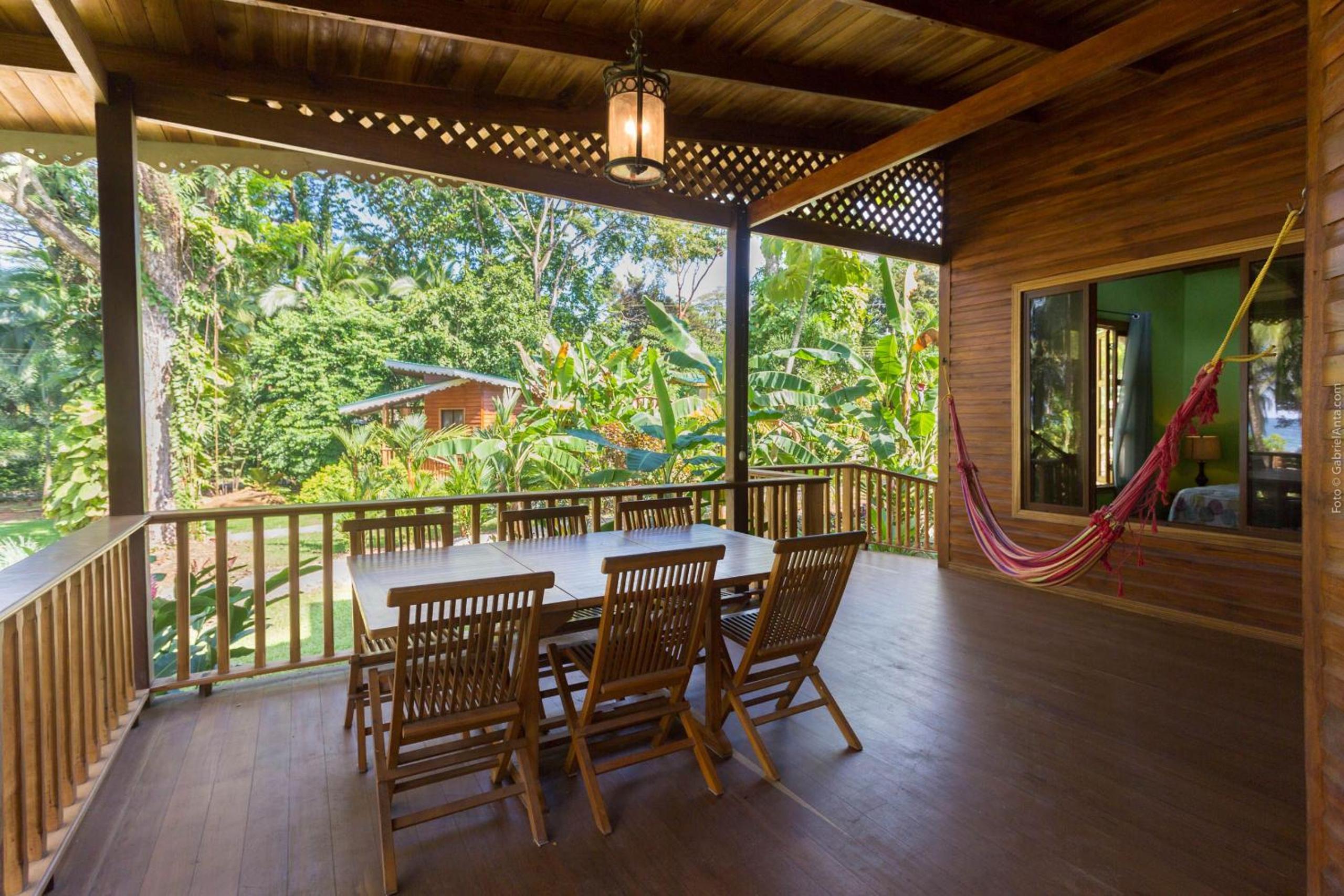 Beachfront Villa Sea Breeze w AC and POOL