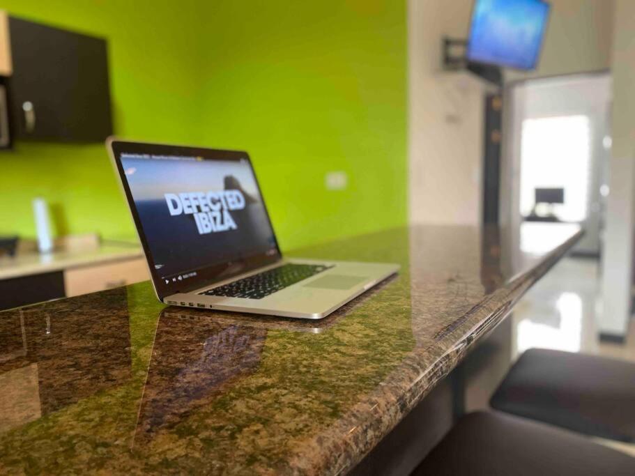 Hermosa Casa con todos los servicios a la mano