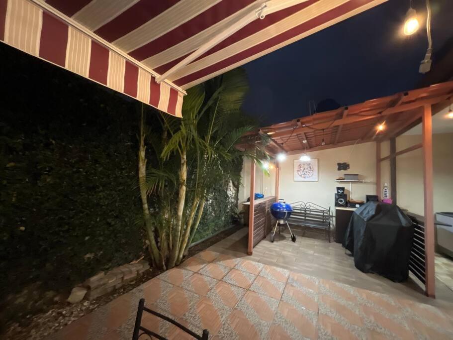 Hermosa Casa con todos los servicios a la mano