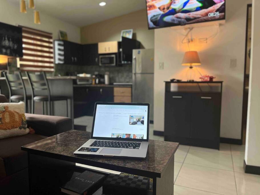 Hermosa Casa con todos los servicios a la mano