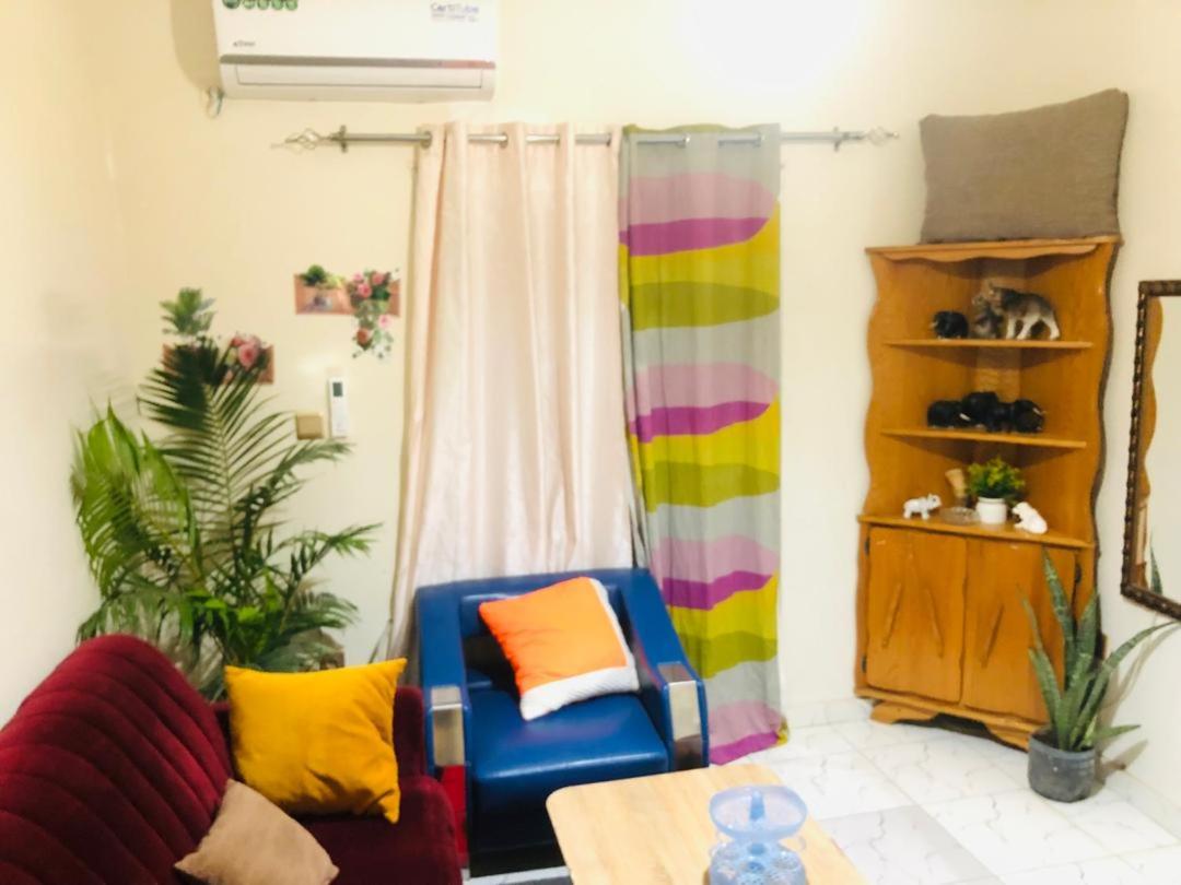 Aklomibla Home