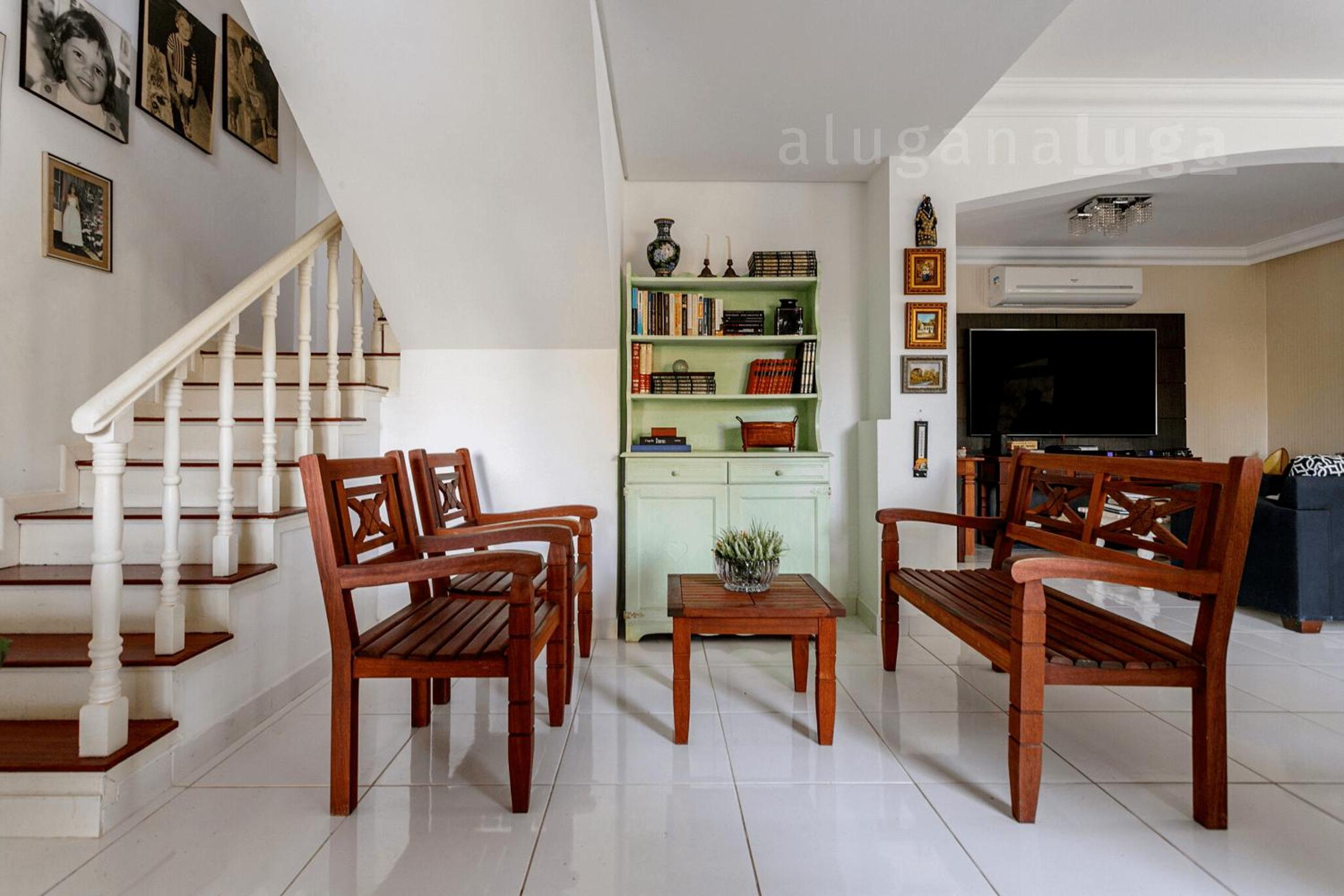 Refúgio Exclusivo em Jurerê: Luxo com Piscina