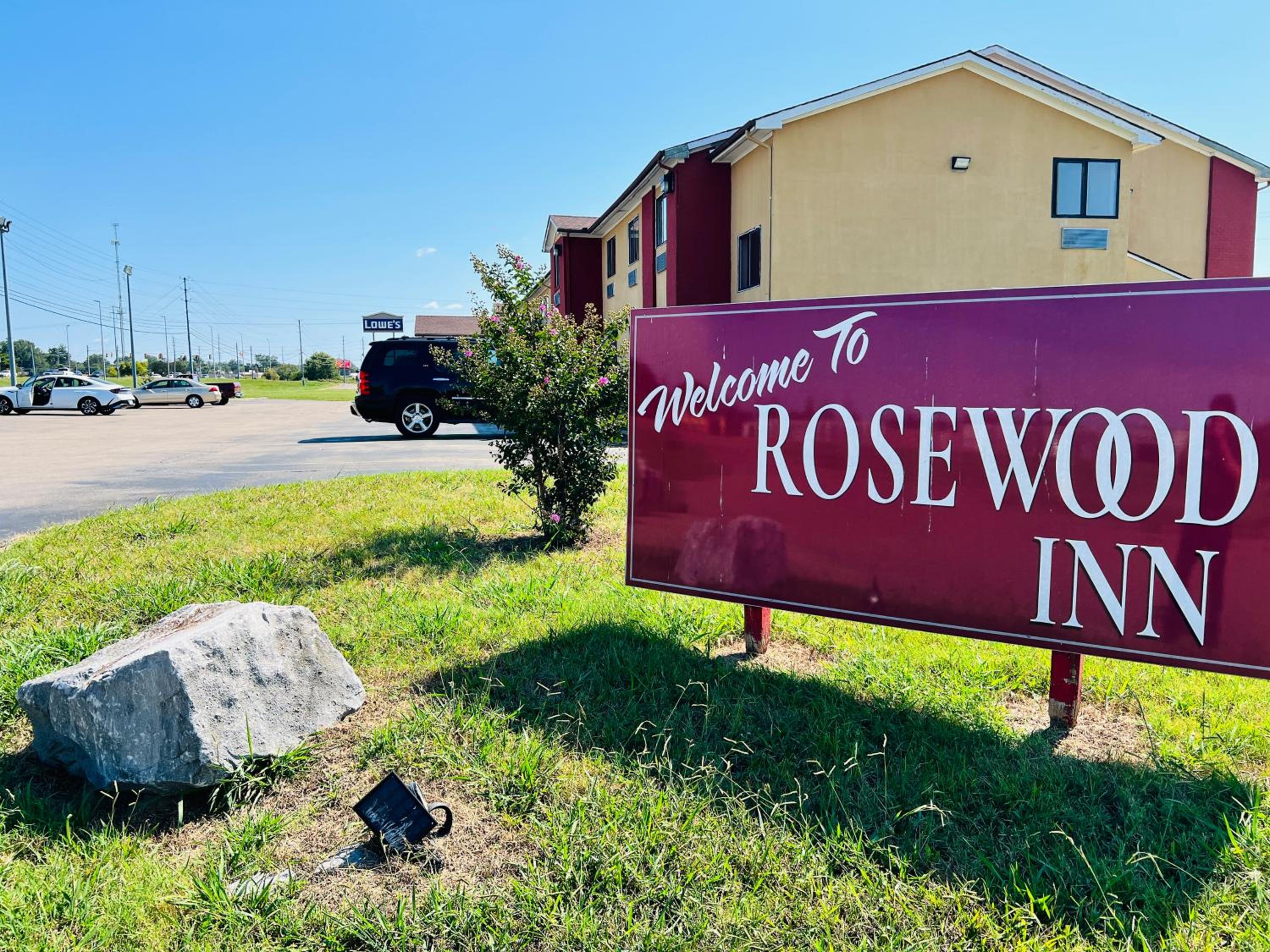 Rosewood Inn By OYO Union City I-69