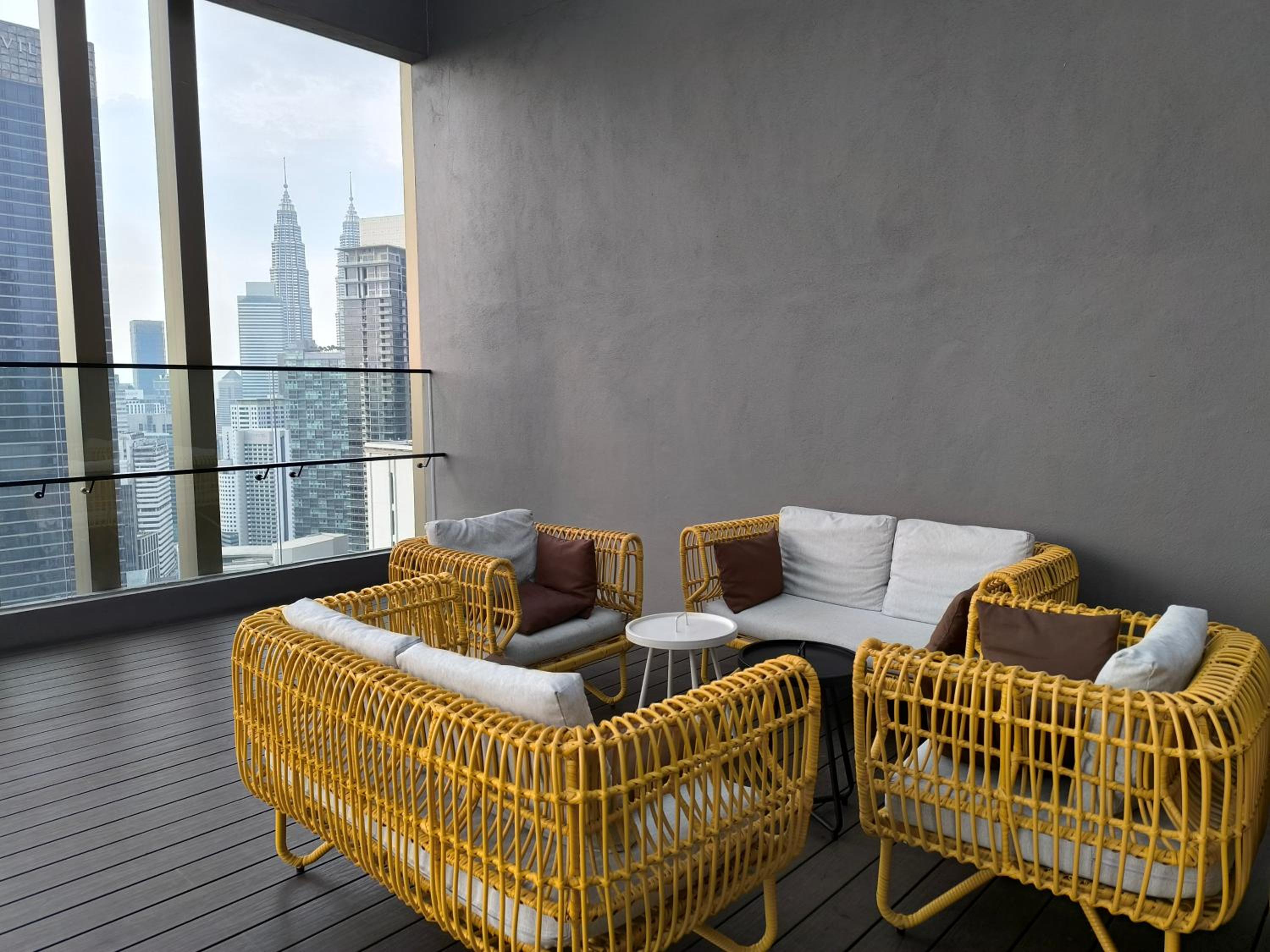 Axon Apartment Bukit Bintang by klcc