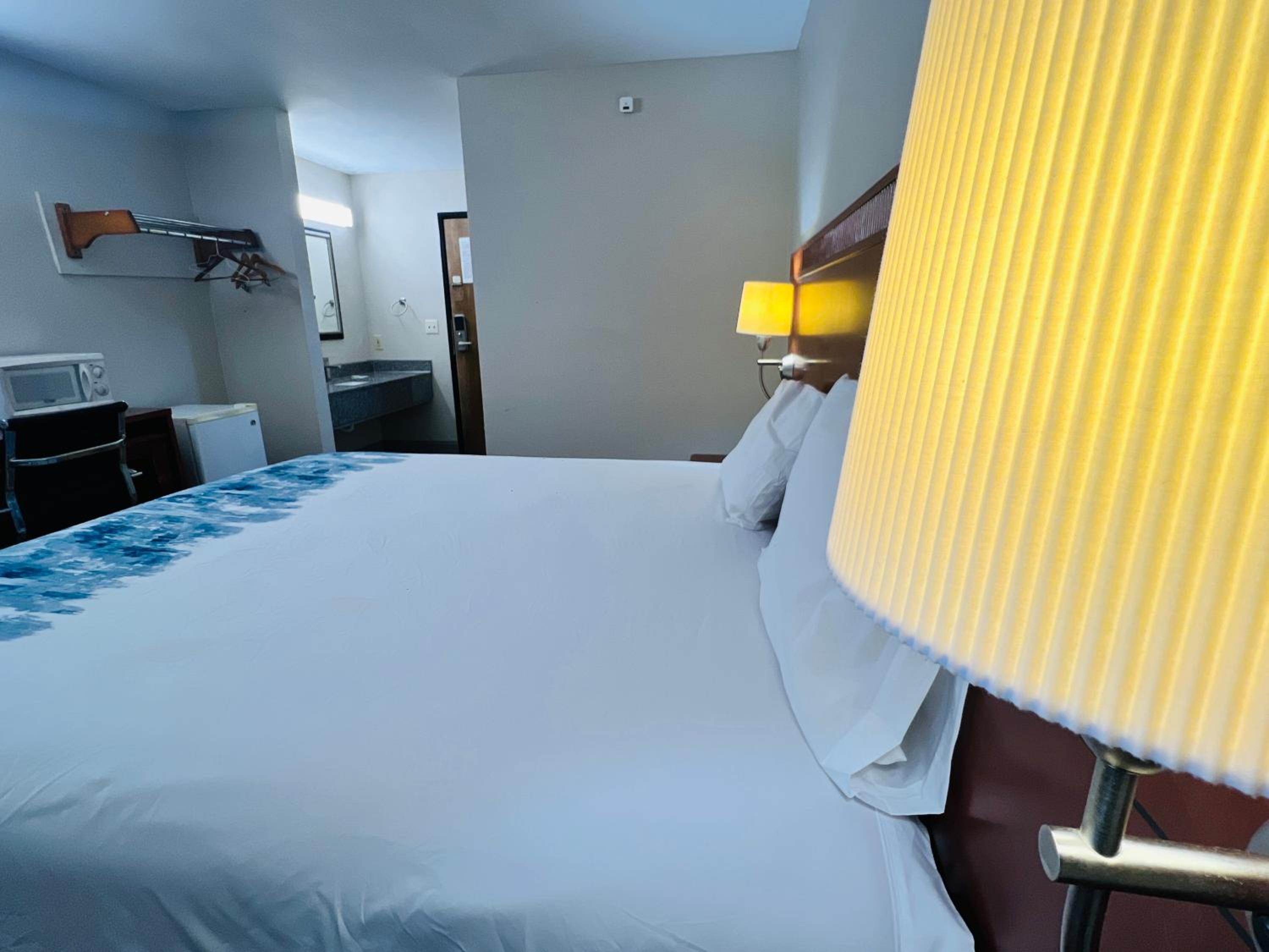 Rosewood Inn By OYO Union City I-69