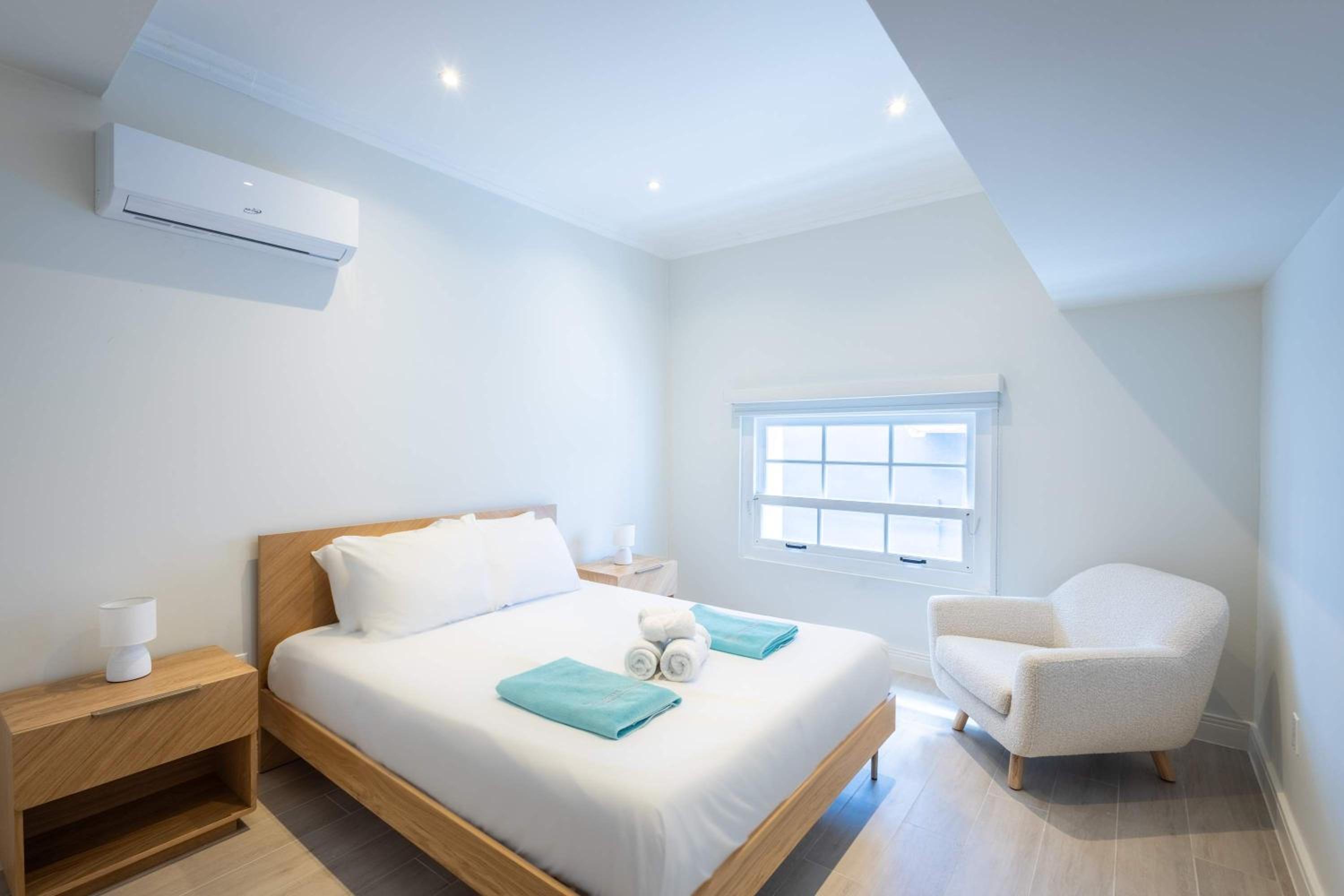 Broadway Apartments - Chic & Stylish Urban Stays