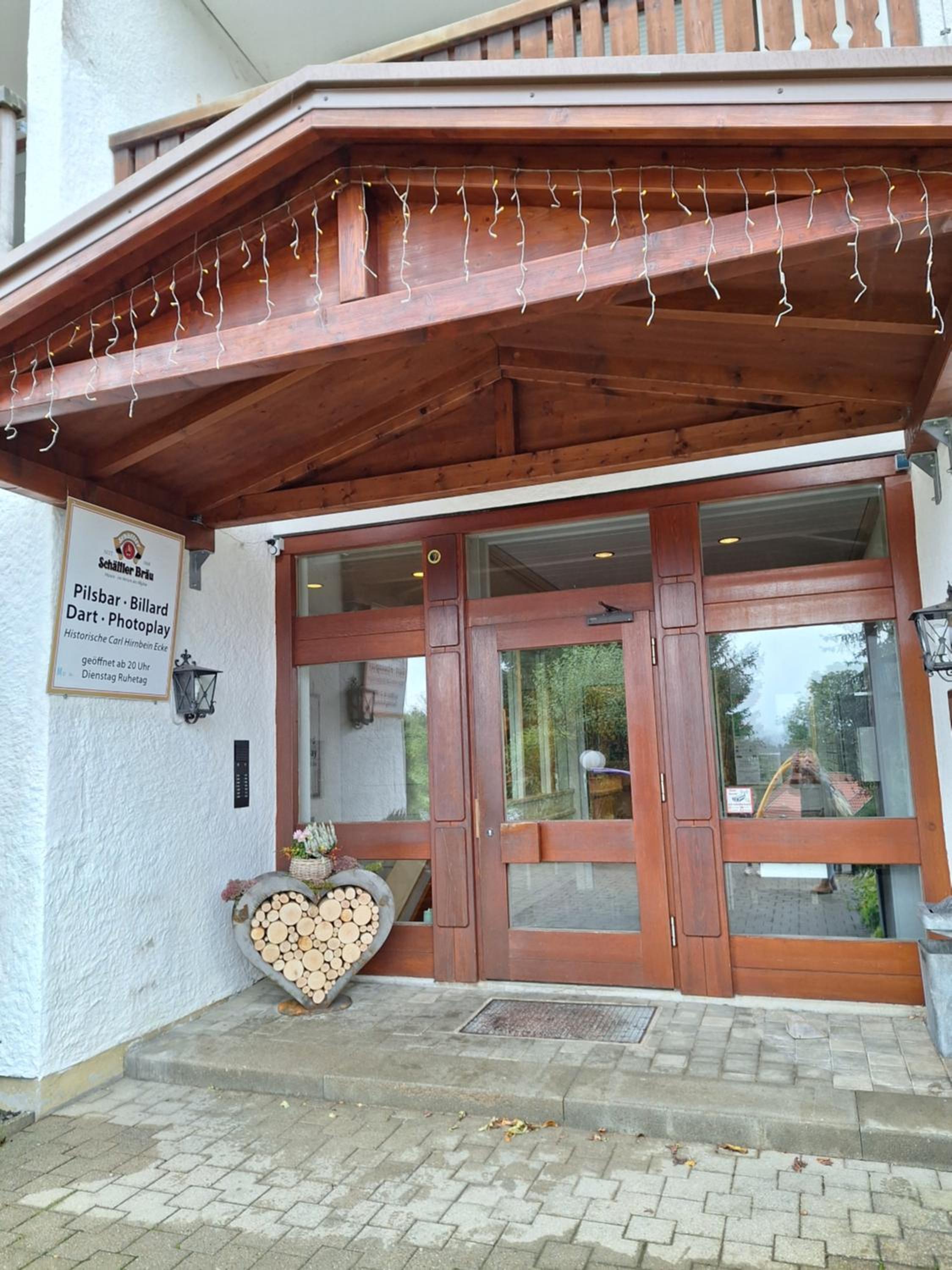Ferienwohnung Allgäuerle 1605 Ski in Ski out an der Skipiste mit Hallenbad Sauna und Tiefgarage