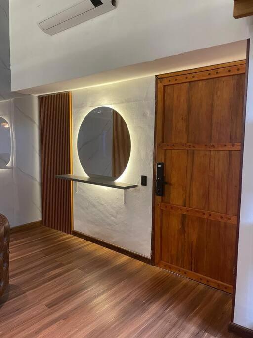 Exclusivo Apartaloft Privado frente Parque Lleras