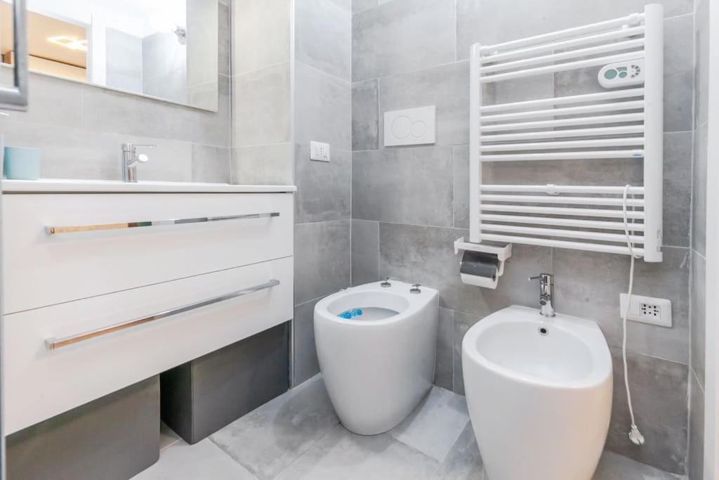 Elegante Pied-à-Terre Stile & Comodità a Milano