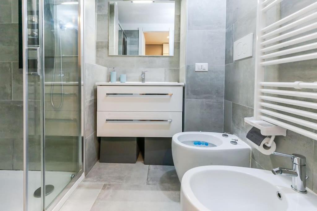 Elegante Pied-à-Terre Stile & Comodità a Milano
