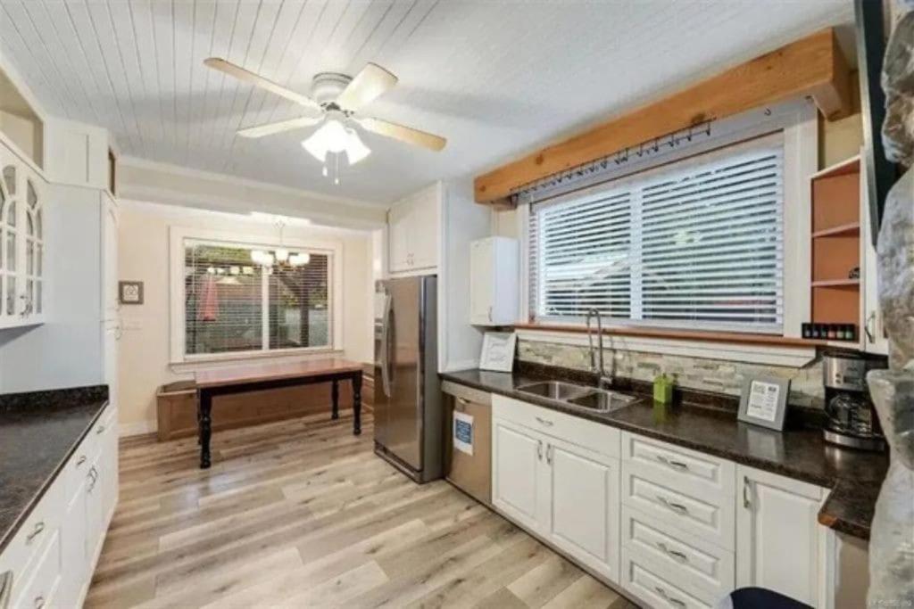Cowichan Lake Cottages - Youbou