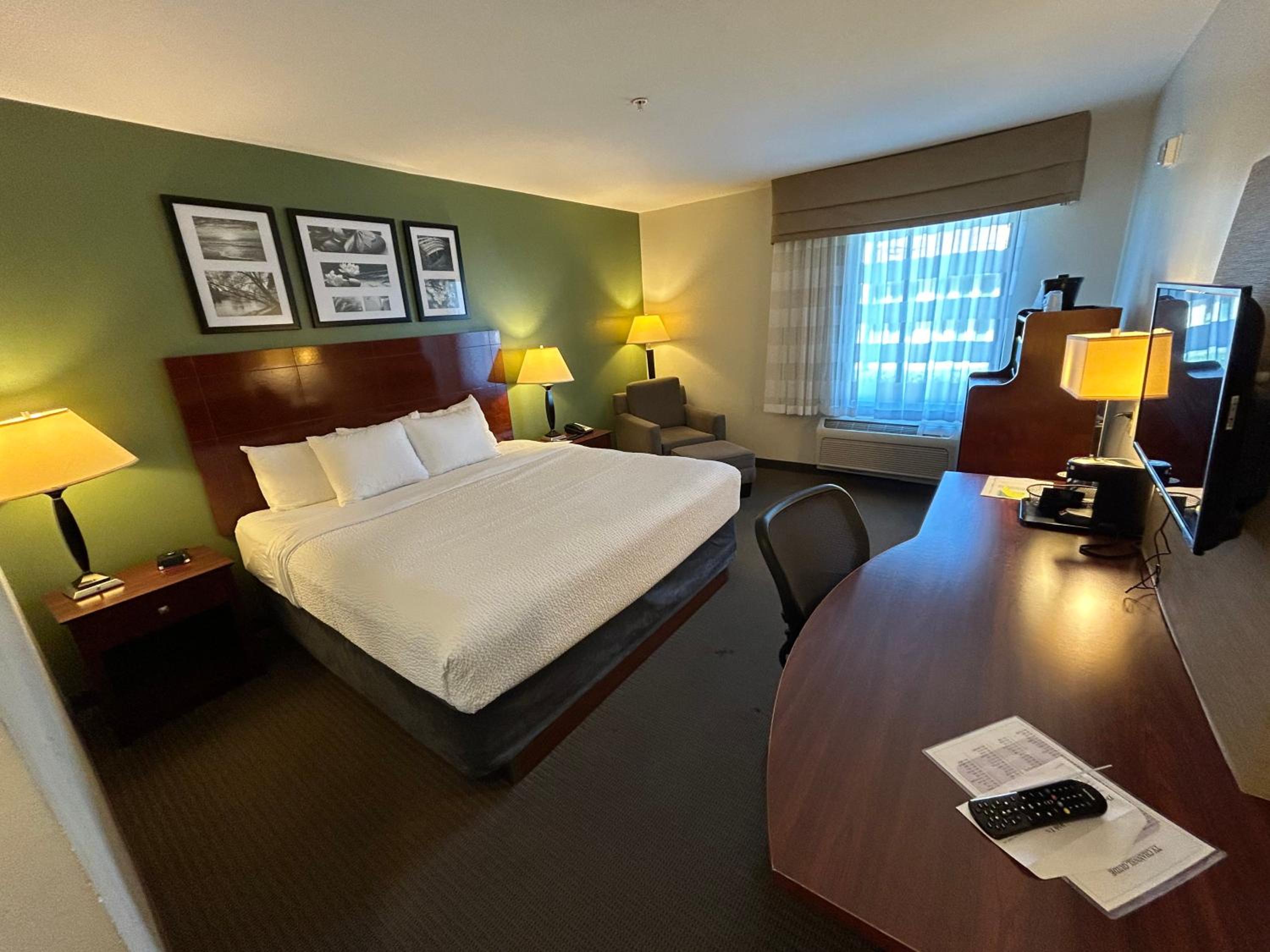 Sleep Inn & Suites Manchester near Arnold AFB