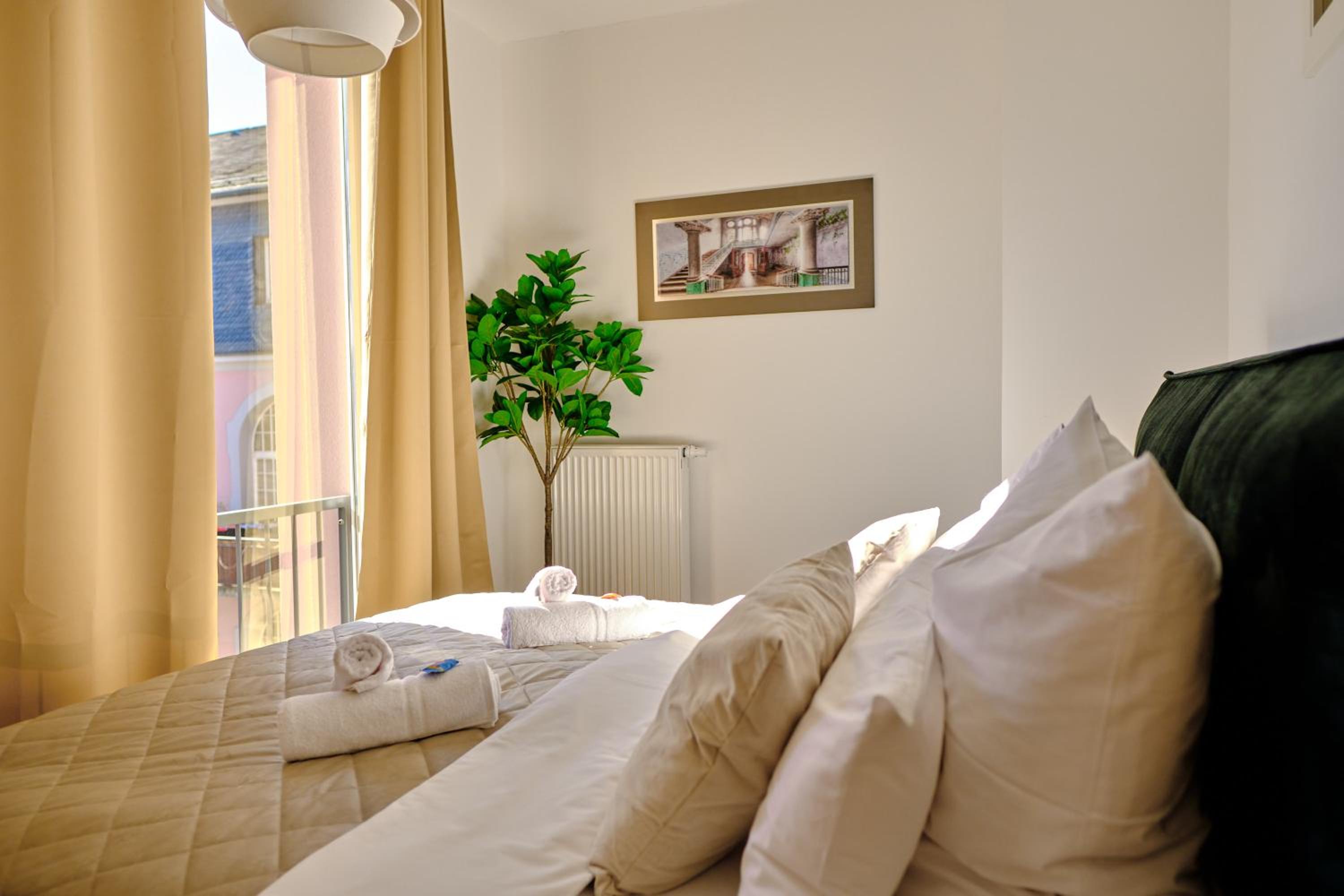 Neuss Vacations - Historisches Deluxe Apartment im Marianum - Property Image 3
