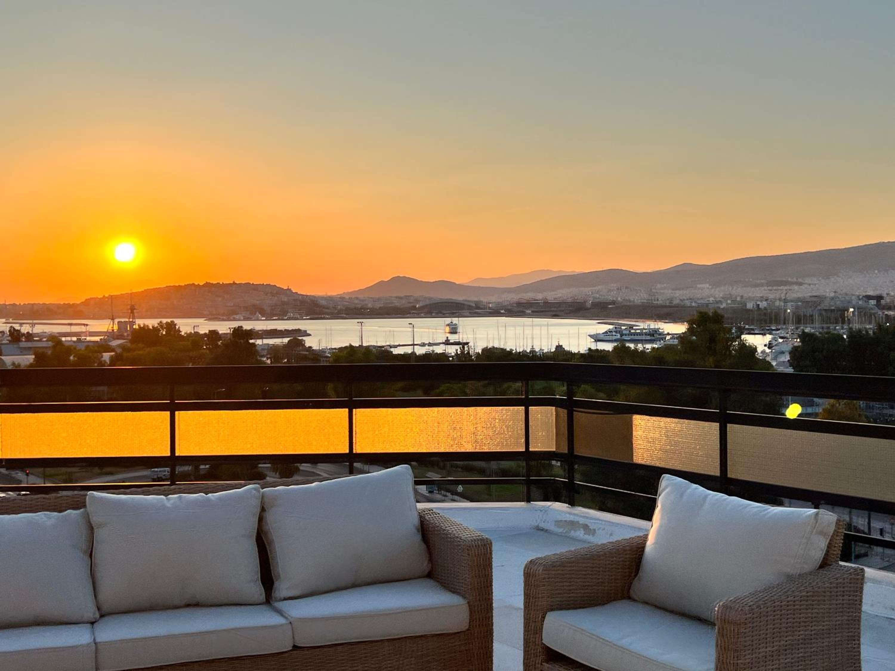 Athens Panoramic Penthouse