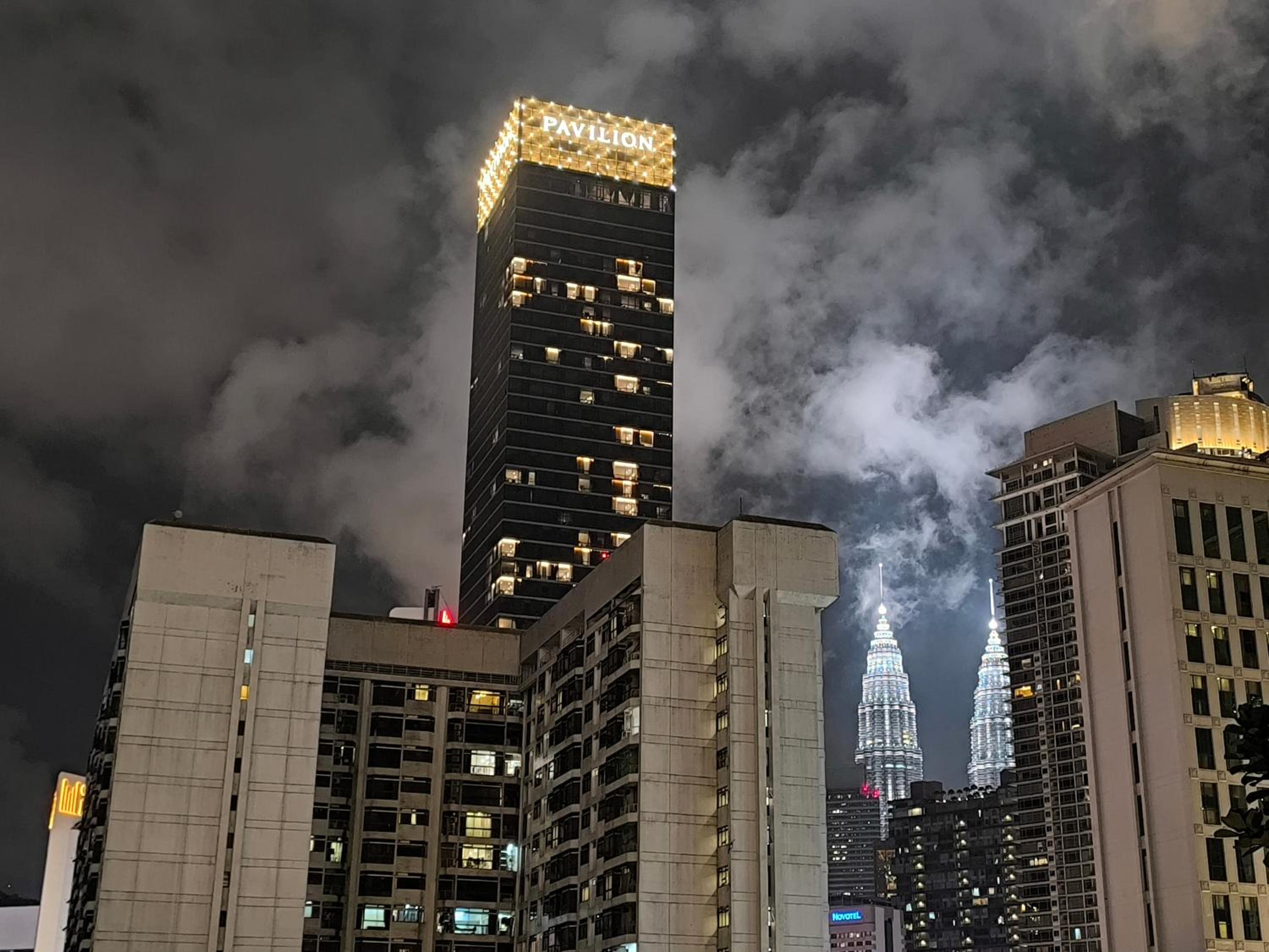 Axon Apartment Bukit Bintang by klcc
