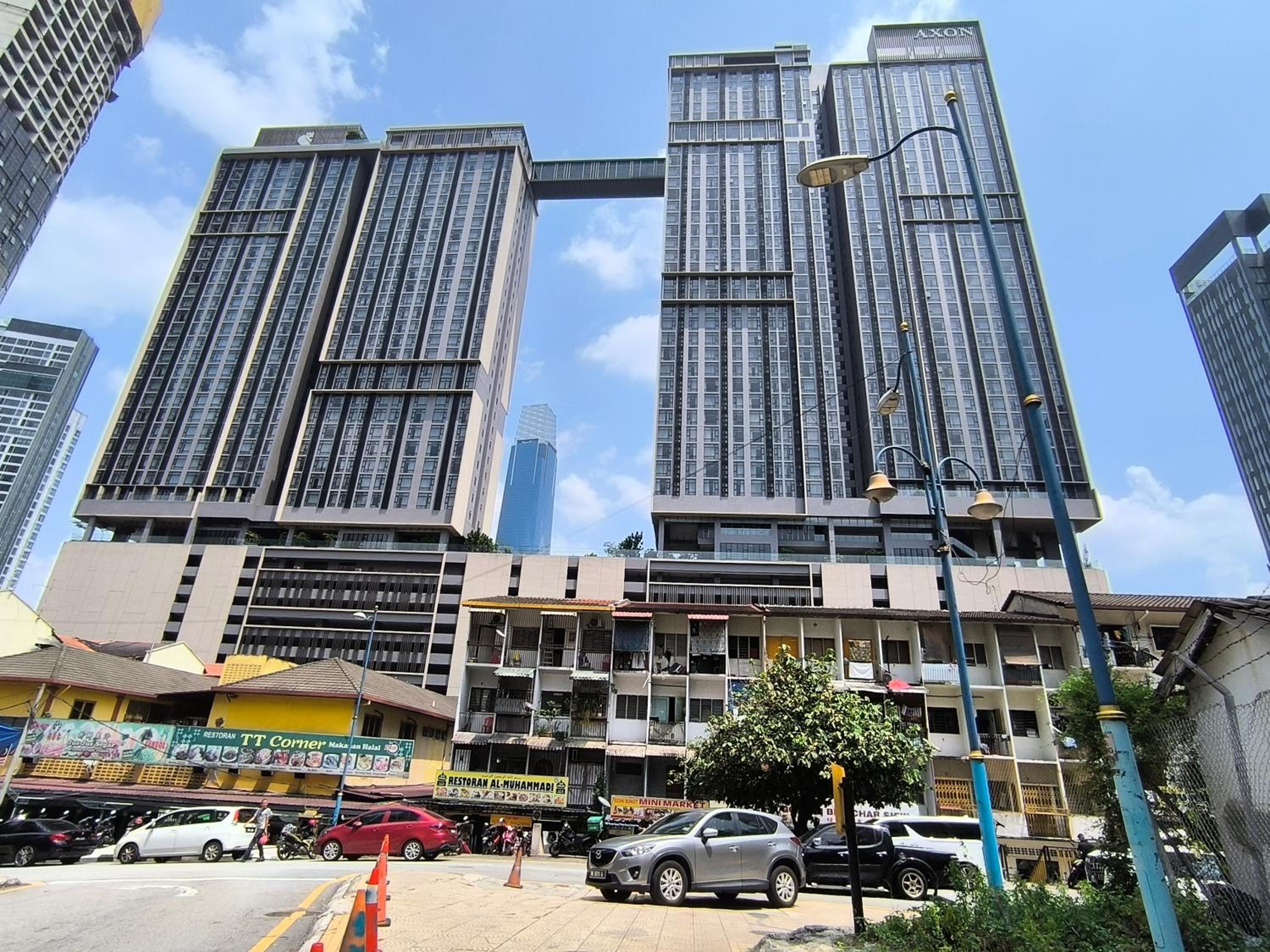 Axon Apartment Bukit Bintang by klcc