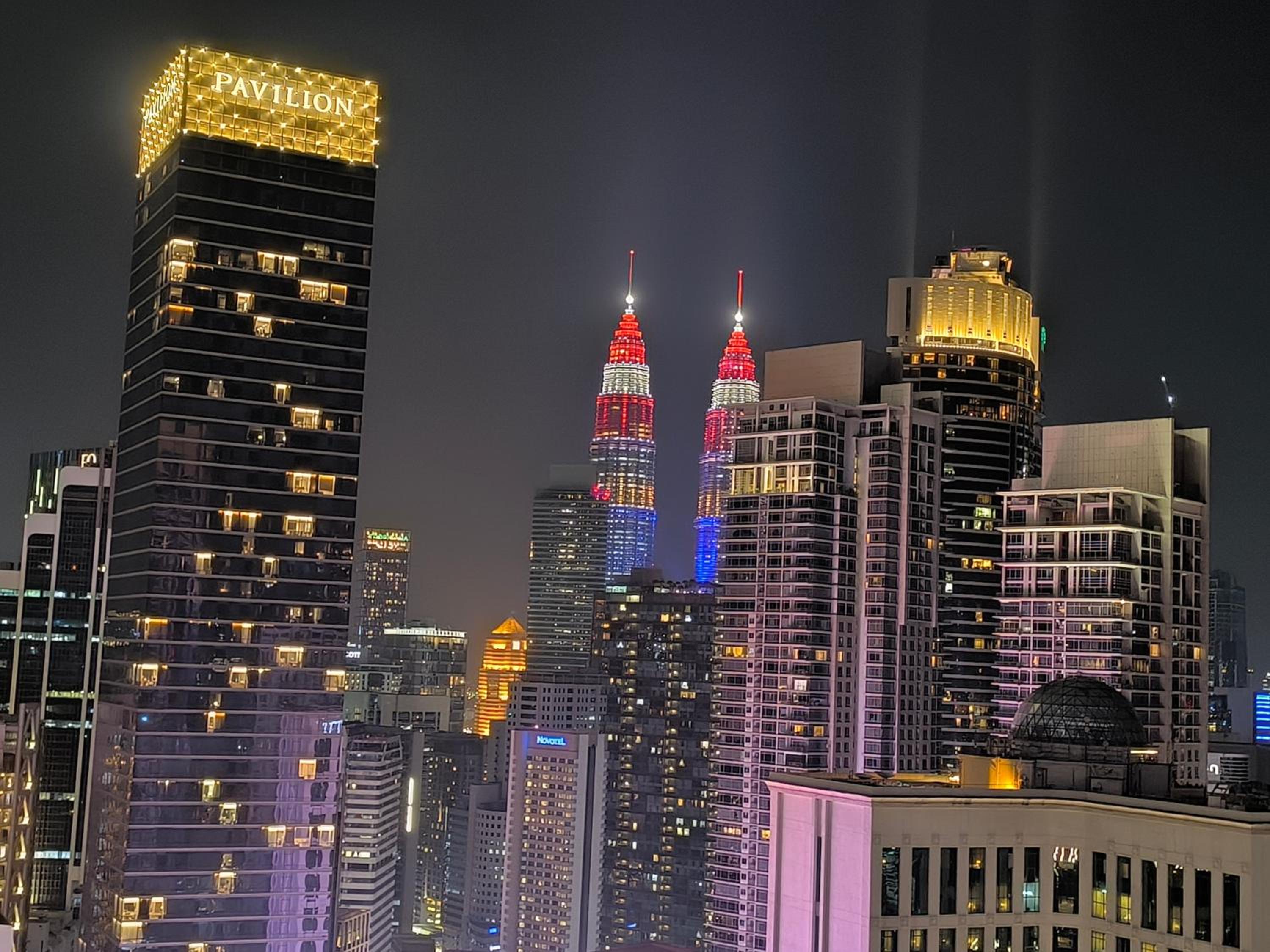 Axon Apartment Bukit Bintang by klcc