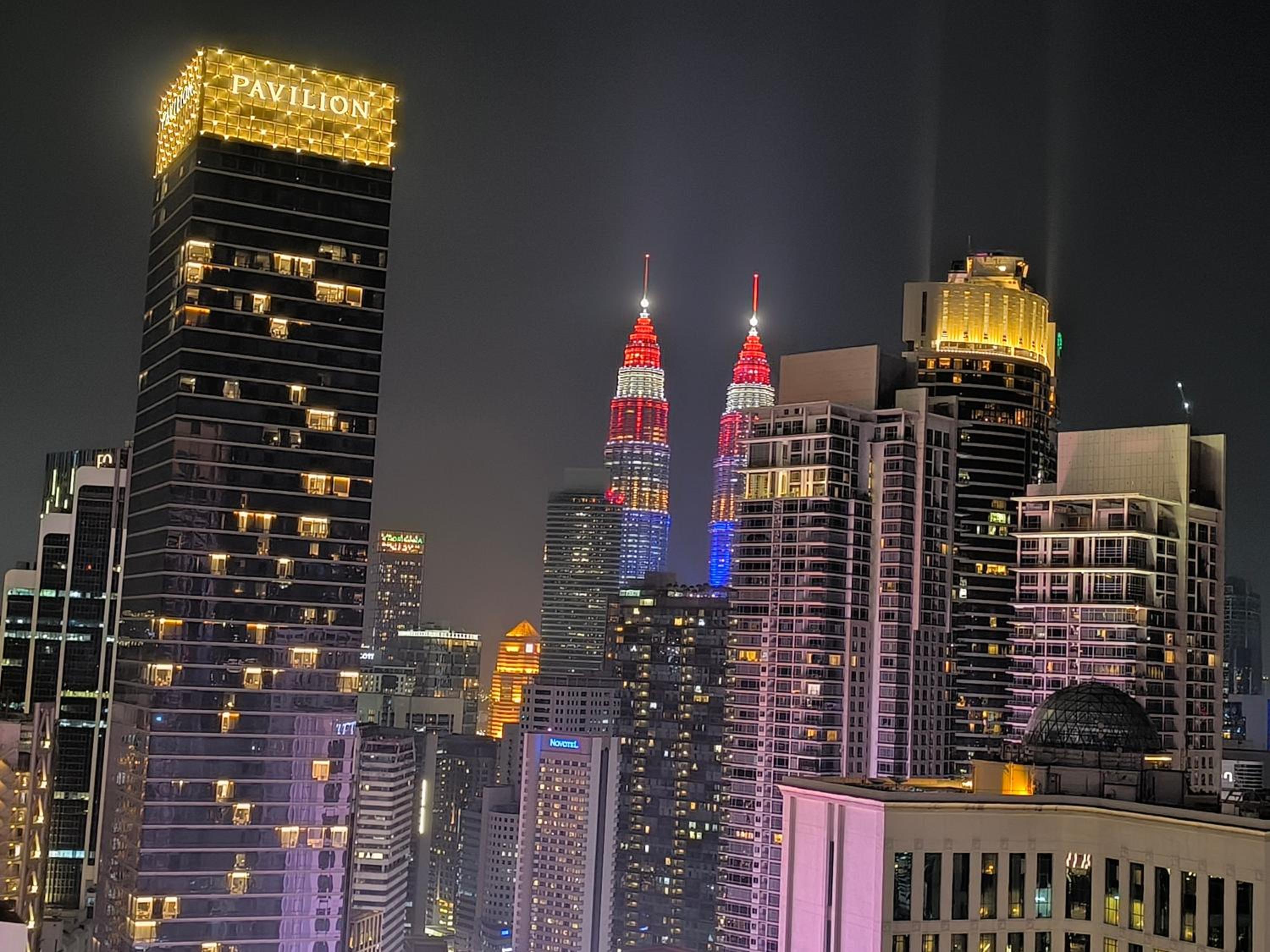 Axon Apartment Bukit Bintang by klcc
