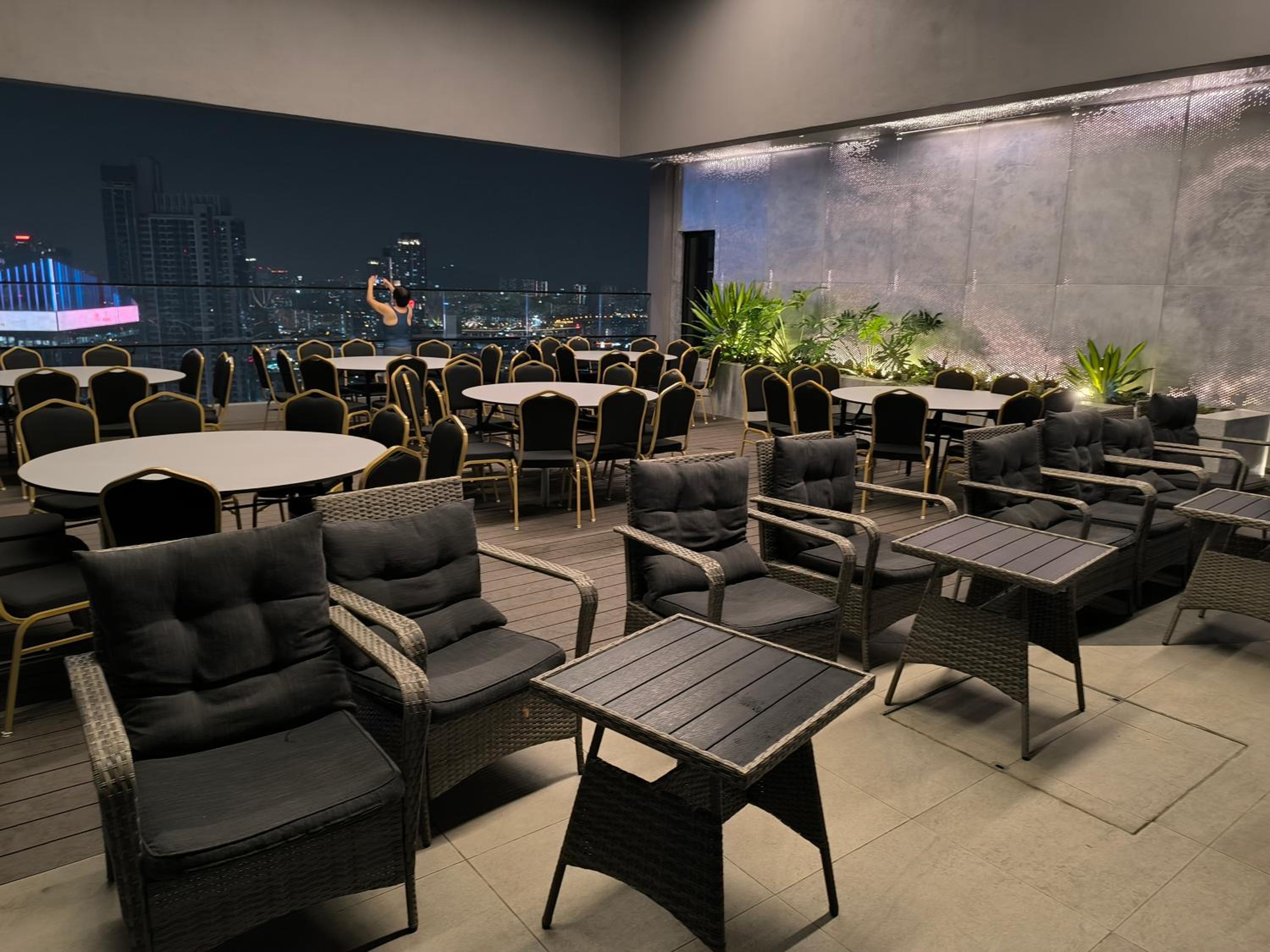 Axon Apartment Bukit Bintang by klcc