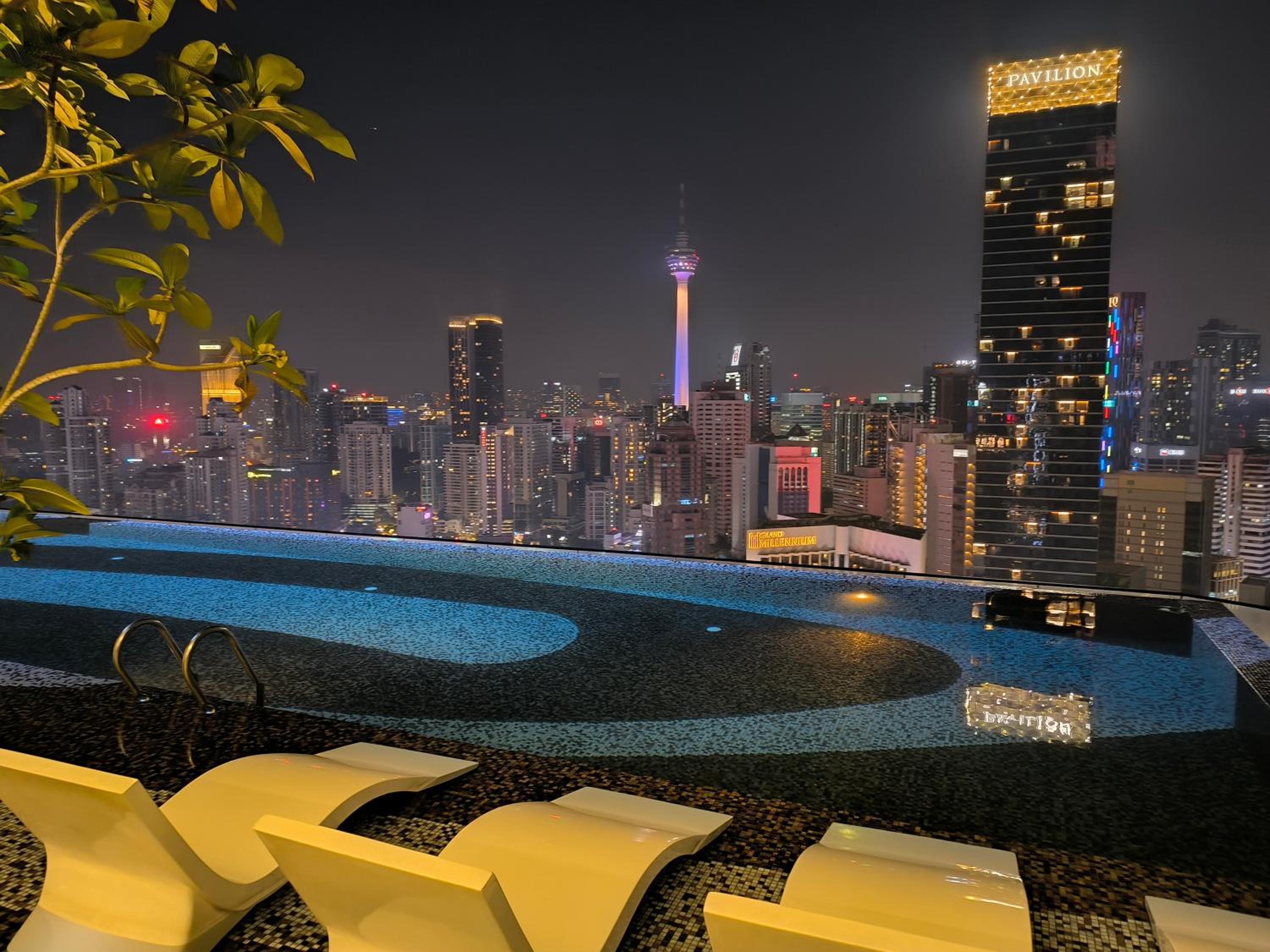 Axon Apartment Bukit Bintang by klcc