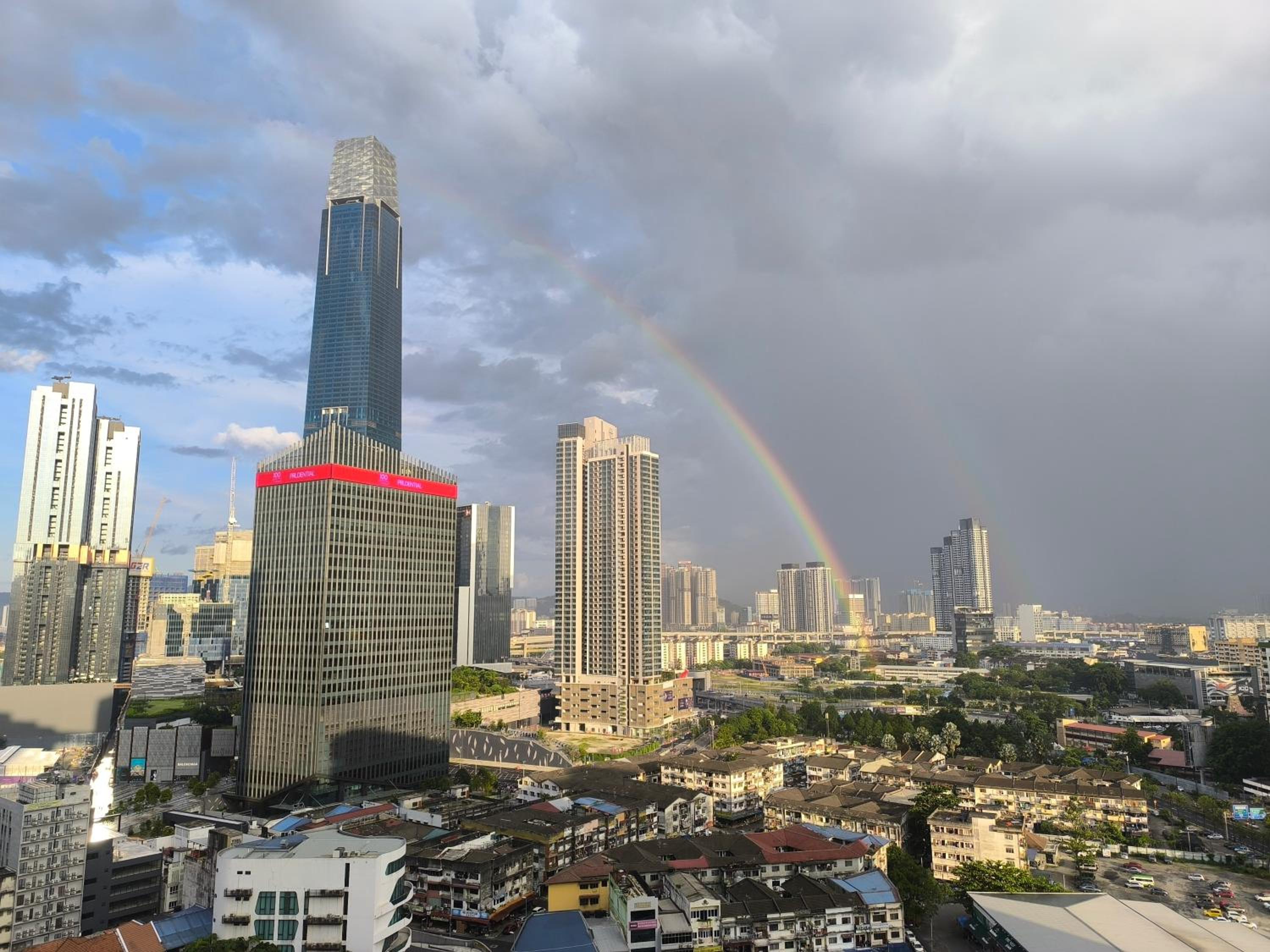 Axon Apartment Bukit Bintang by klcc