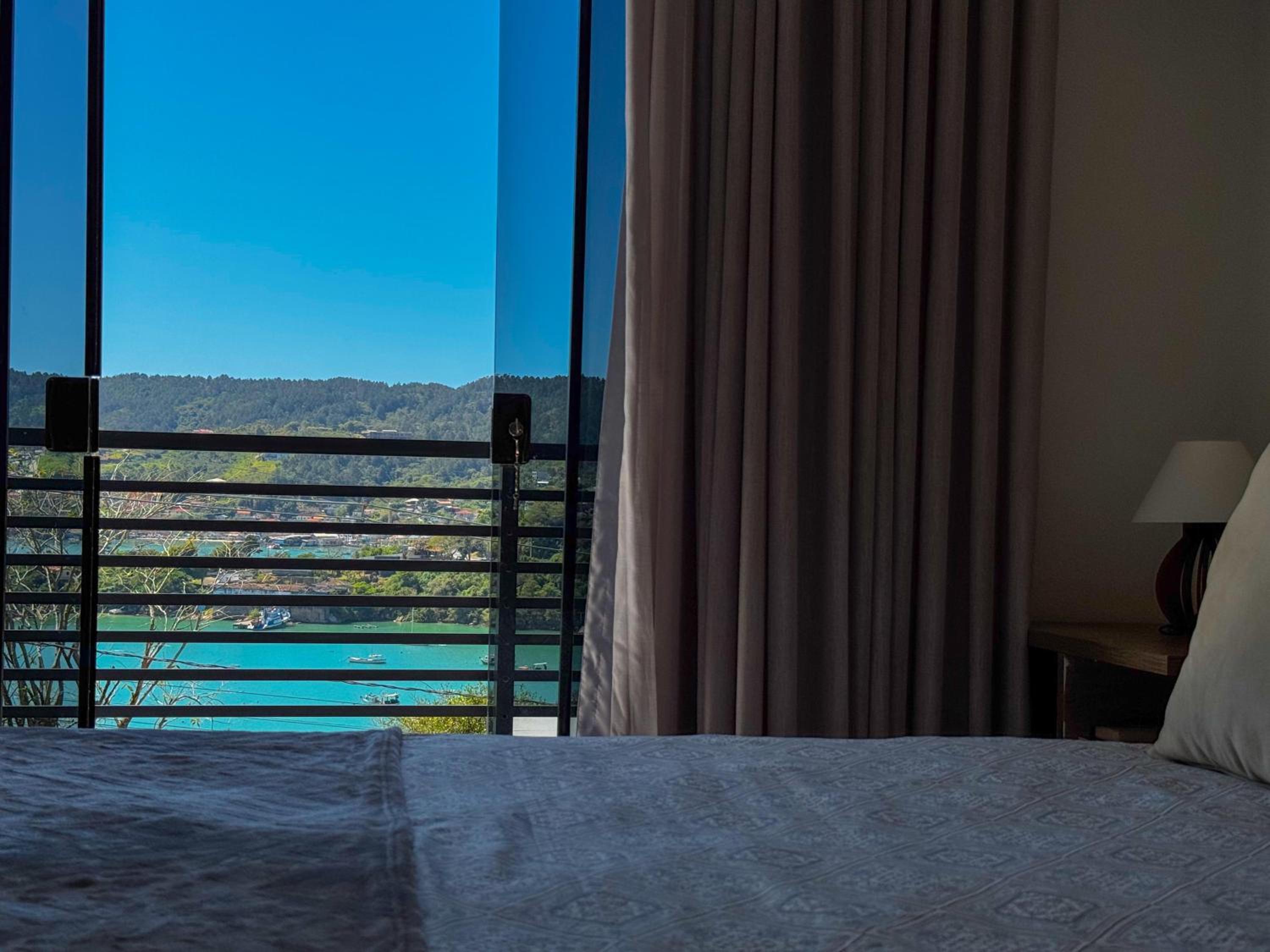 Casa com vista para o mar em Governador Celso Ramos
