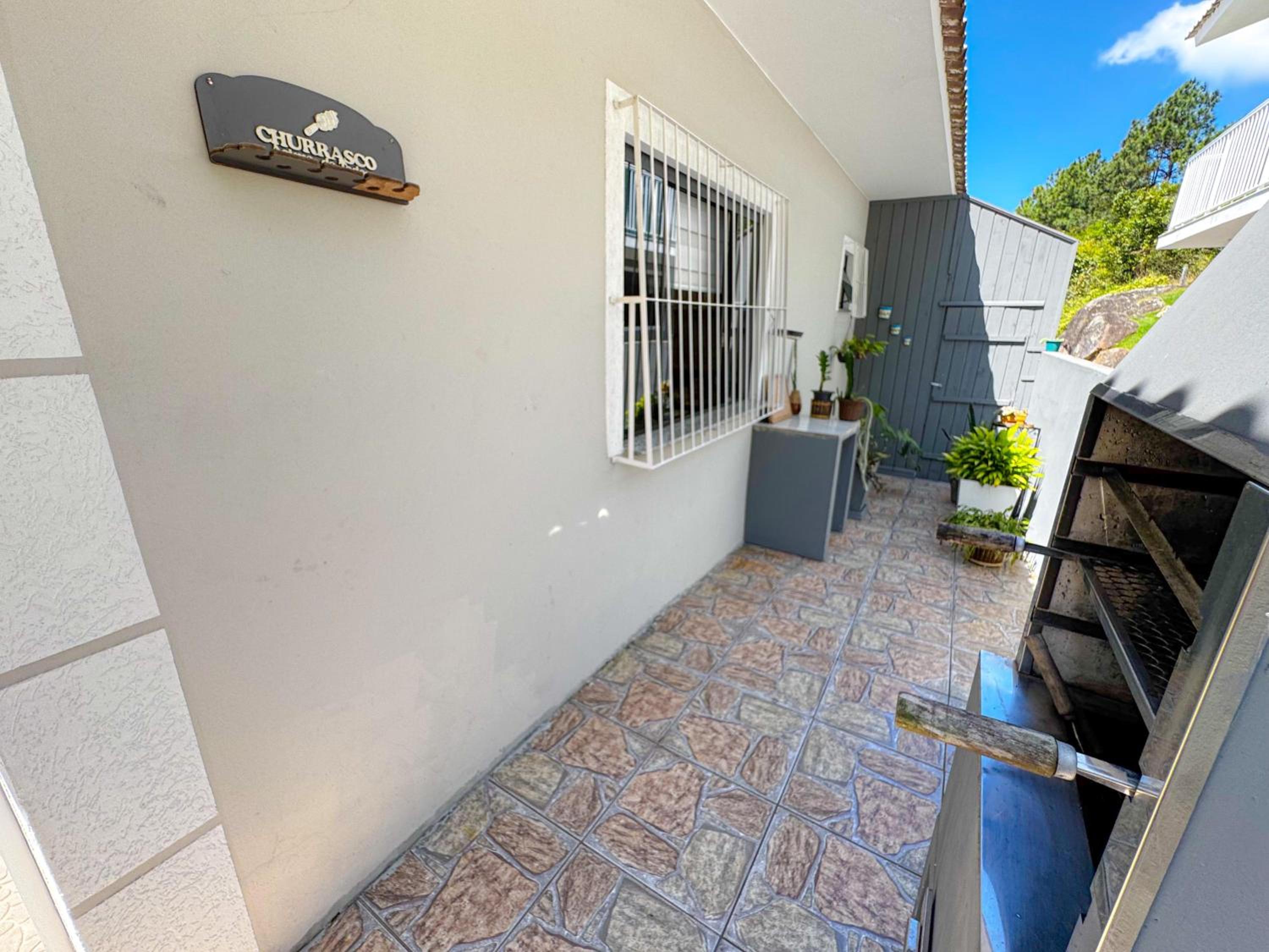 Casa com vista para o mar em Governador Celso Ramos
