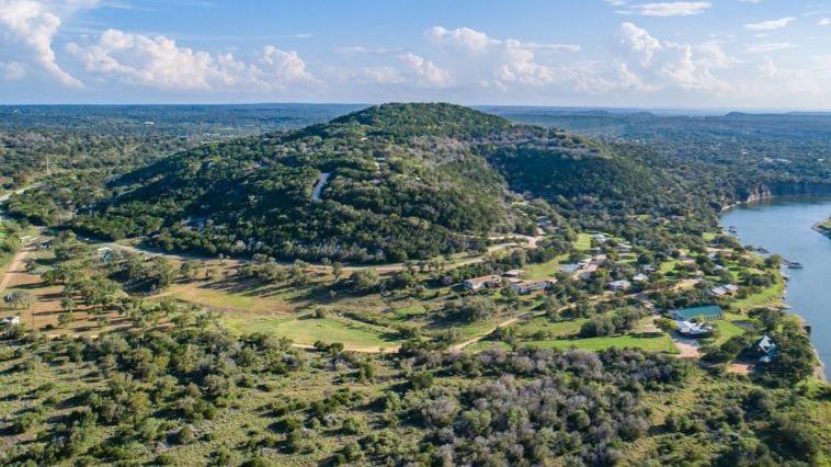 Thunderbird Lodge - Property Image 1