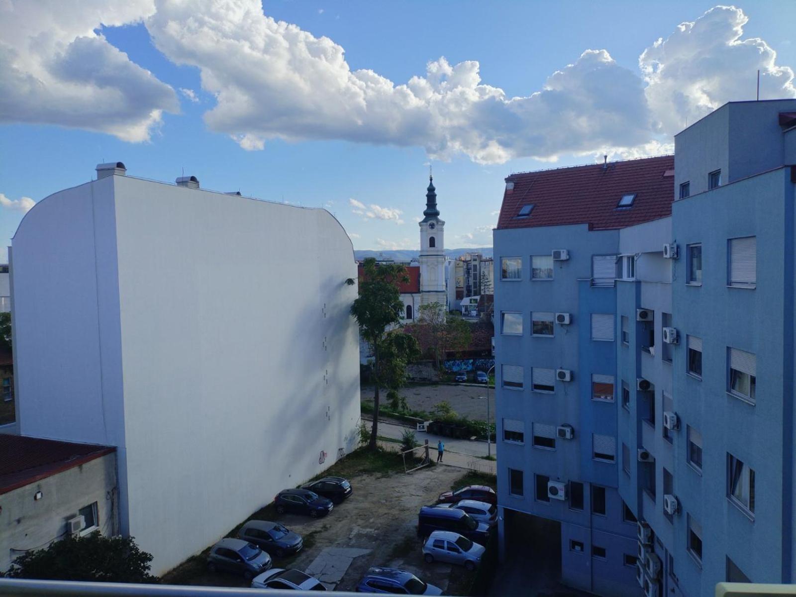 Photo 43