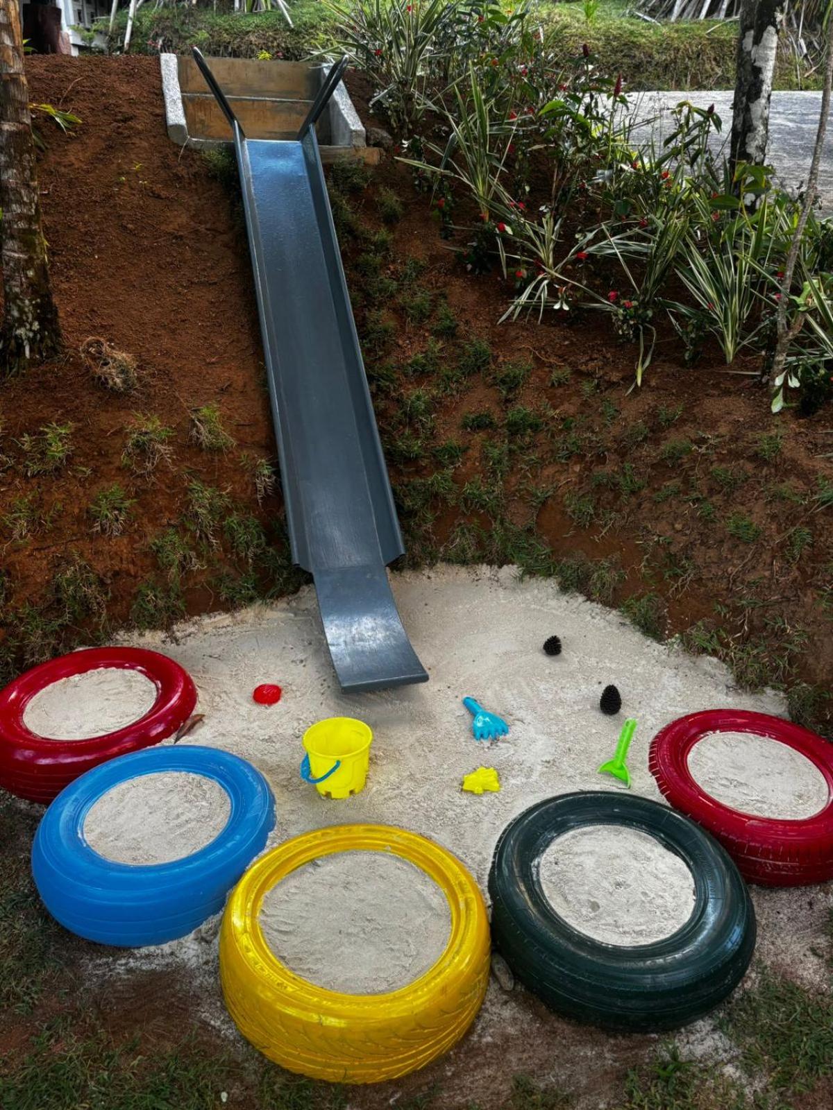 Cashew Nut Grove Chalets photo 3