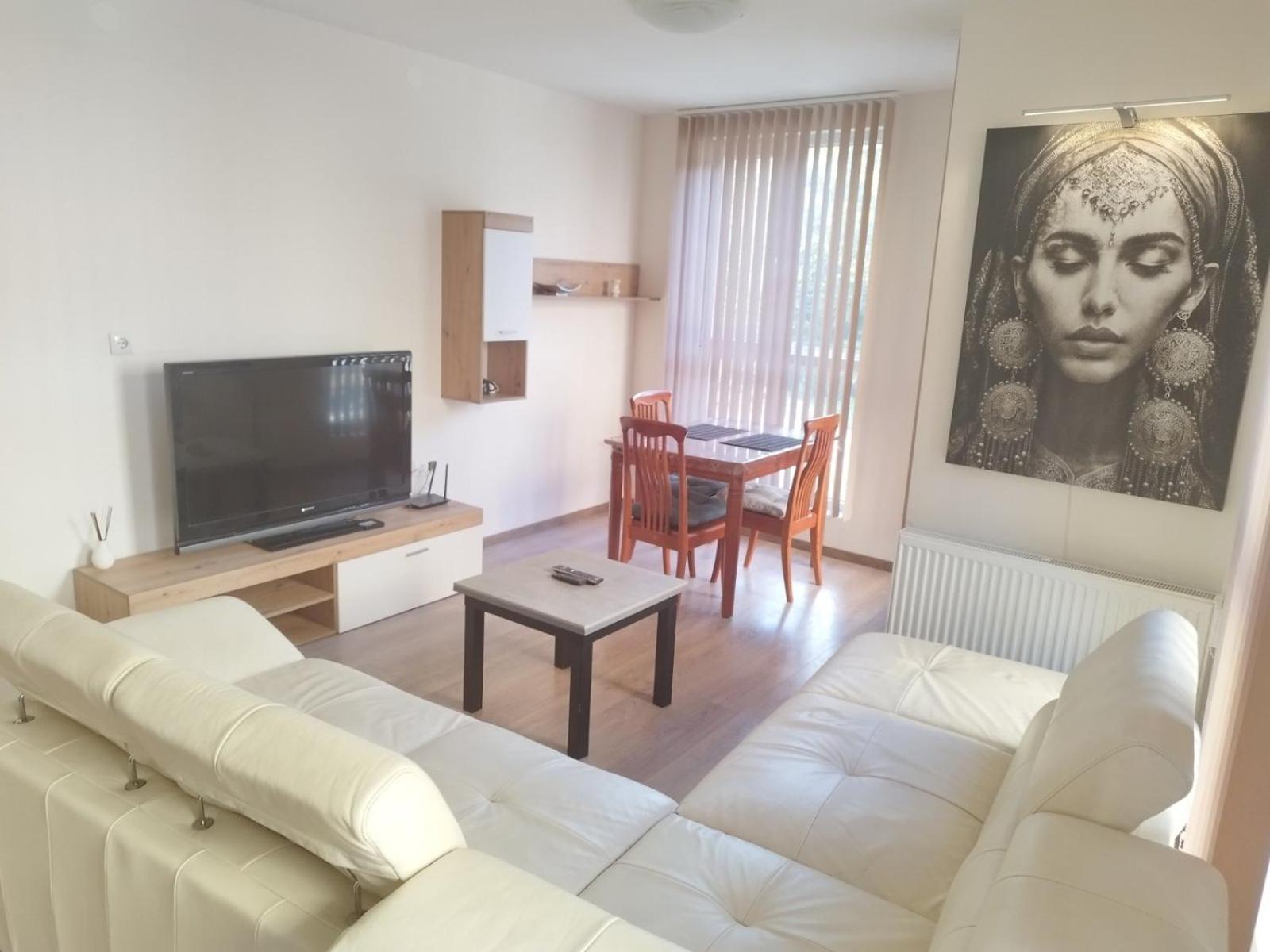 Apartment with a wonderful view of the park