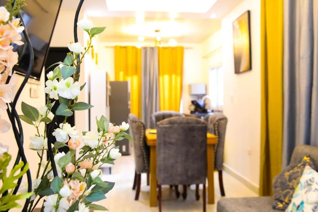 Apartamento Emperatriz De Lujo Cercano al Aeropuerto