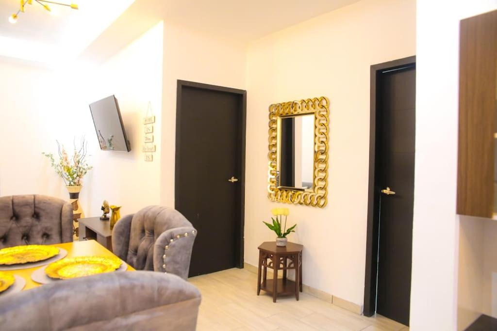 Apartamento Emperatriz De Lujo Cercano al Aeropuerto