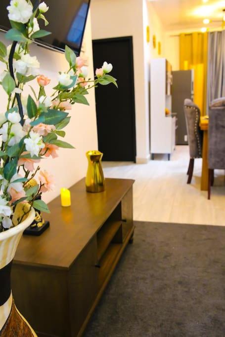 Apartamento Emperatriz De Lujo Cercano al Aeropuerto