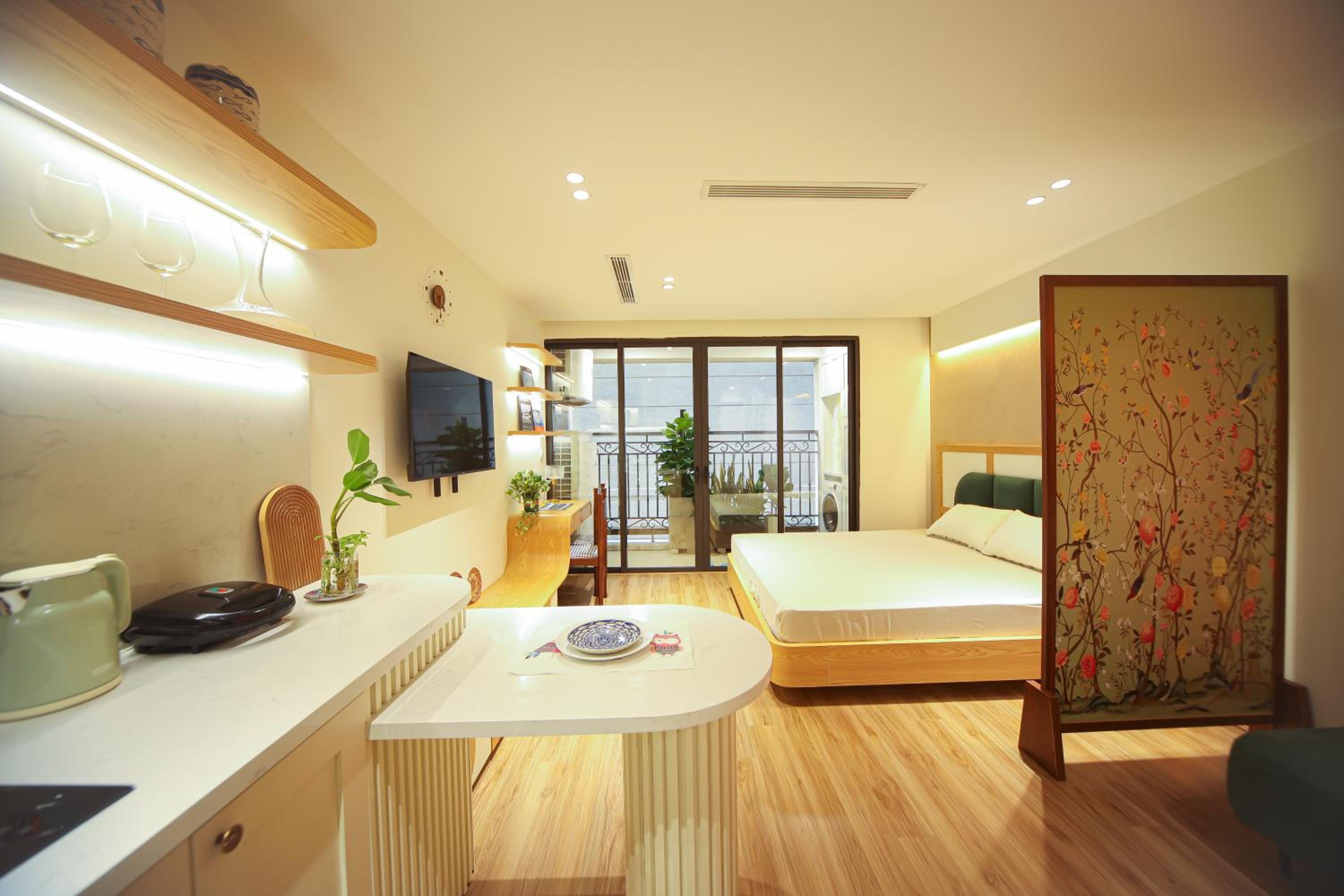 Moon Corner at Westlake, Duplex w bath, 5min to Lotte Mall