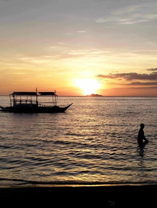 Caleboat Beach Resort