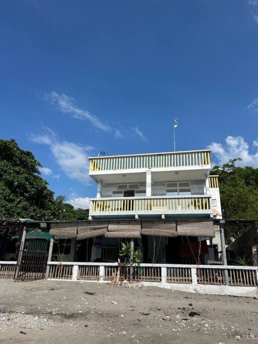 Caleboat Beach Resort