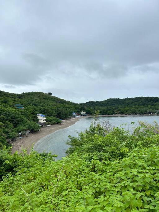 Caleboat Beach Resort