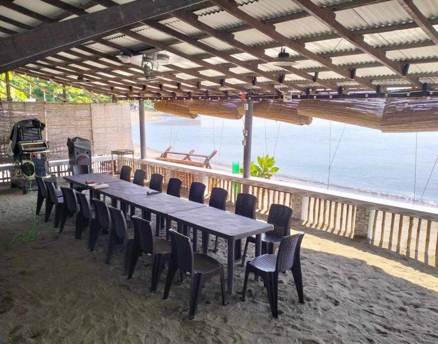 Caleboat Beach Resort