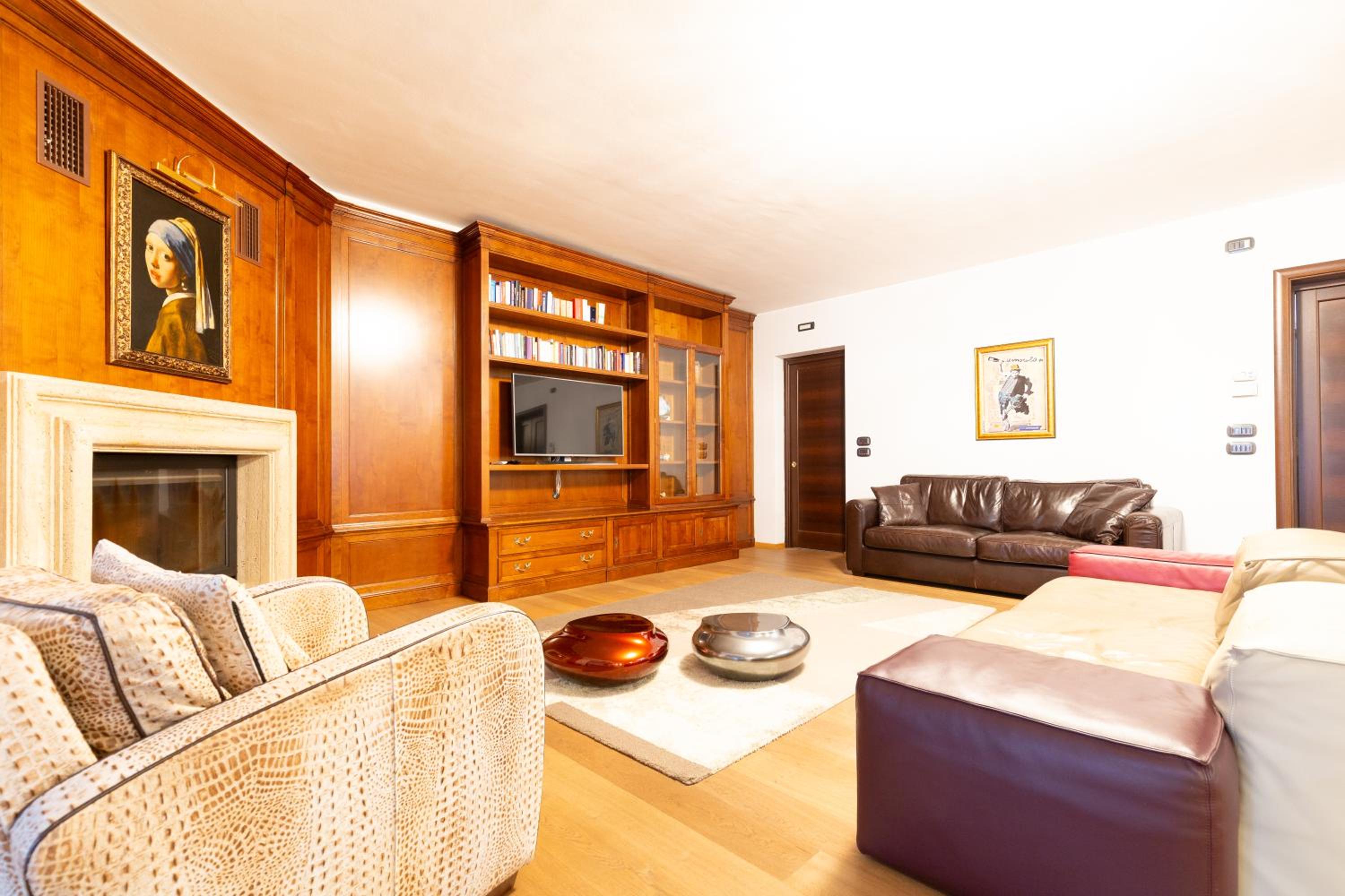 Villa Adige Luxury - M&M Holiday House photo 3