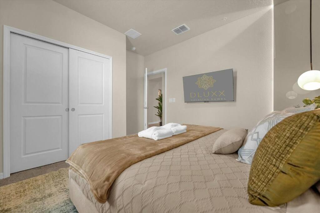 DLuxx Brand NEW House just 9Miles From Disney 1224