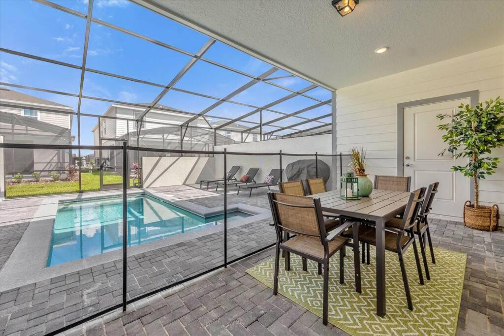 DLuxx Brand NEW House just 9Miles From Disney 1224
