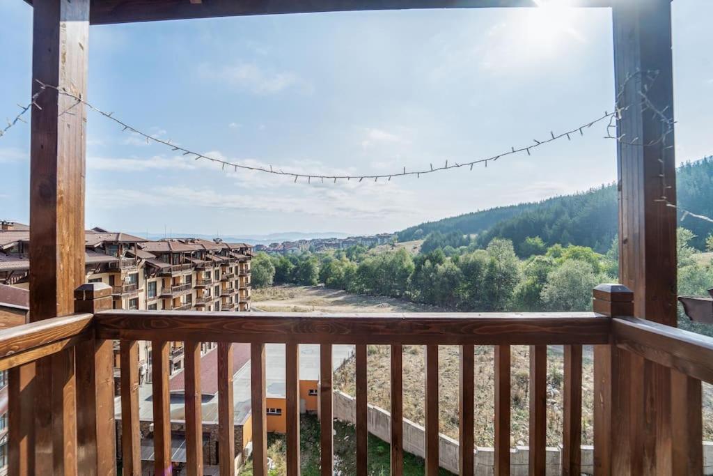 Getaway 2 Bedroom Dream Apartment - free parking