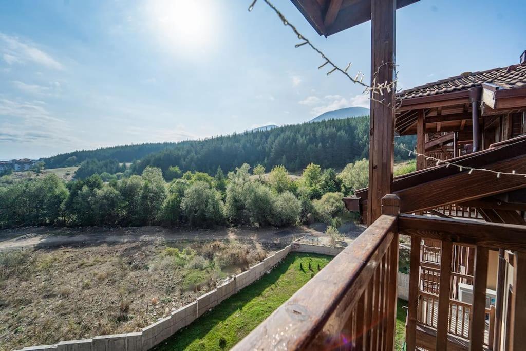 Getaway 2 Bedroom Dream Apartment - free parking