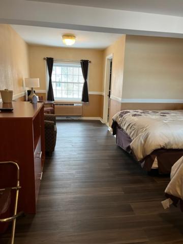 Briarcliff Motel
