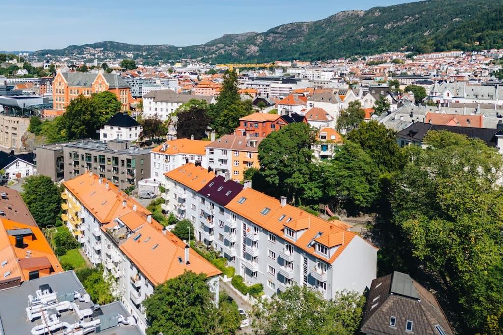 DinBNB Apartments I Family I Fully Equipped & Parking Opportunities view 2