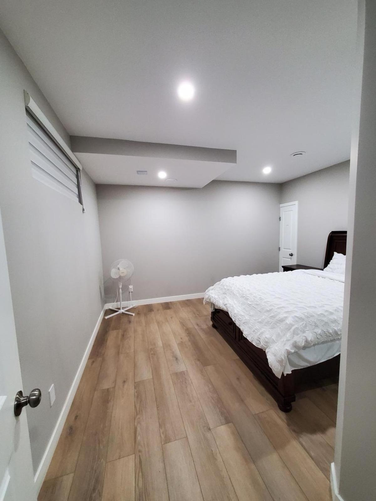 Private Entrance 2 Bed 1 Bath